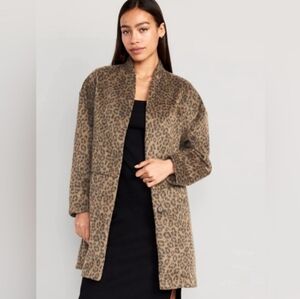 Old Navy leopard coat